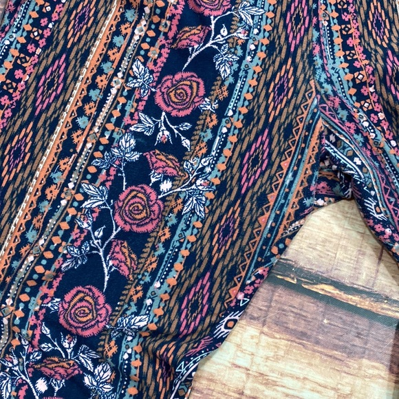 RELISTED Patterned Bell Bottom Stretchy Pants - Picture 4 of 9